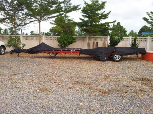 ขาย..เรือเร็ว+ที่ลาก.. สวยพร้อมใช้..ขนาด กว้าง 2.20ม.ยาว8.40ม. ใช้400ชม.