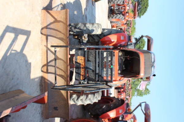 รถแทรกเตอร์ รุ่น M60406+FD202H+DH247H