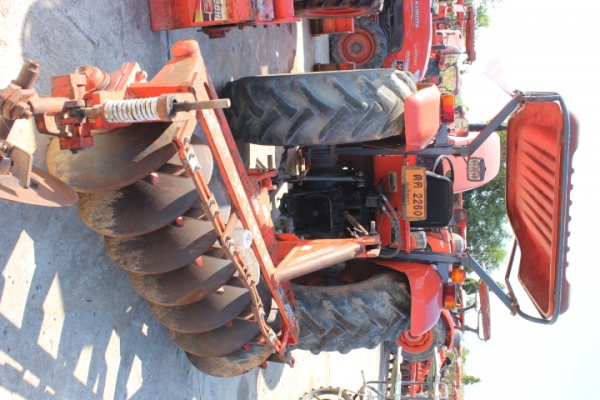 รถแทรกเตอร์ รุ่น M60406+FD202H+DH247H