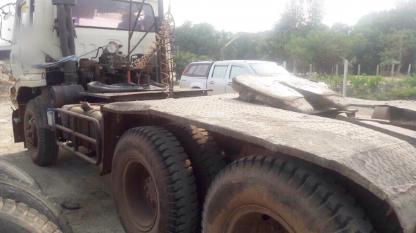 ขายหัวลาก UD 290 มี 2 คัน คันละ 680000