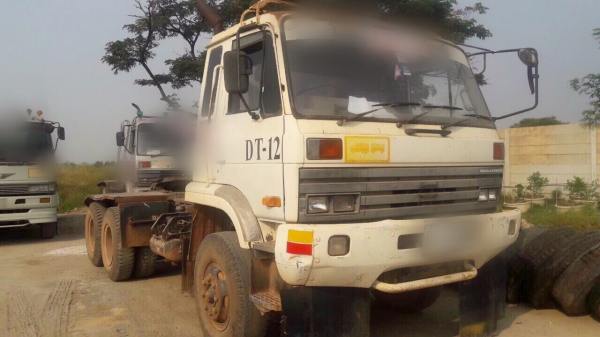 ขายหัวลาก UD 290 มี 2 คัน คันละ 680000