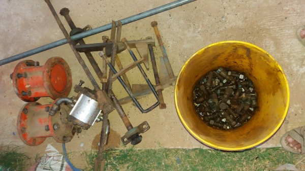 คีบอ้อยถอดจากรถl4708สภาพสวยพร้อมใช้งาน