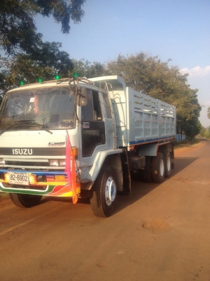 ขายดั้ม2เพลา ร็อกกี้240เทอร์โบ พ.เพาเวอร์ เบรกทิฟฟี่ ภายในสวย แอร์เย็น สภาพพร้อมใช้งาน เอกสารพร้อมโอน สนใจโทร 090-8588220คุณนะ 093-3258446คุณบิว หรือเข้าดูสินค้าอื่นๆได้ที่ www.truck.in.th/498 หรือเพจFacebook ณรงค์ ซื้อขายรถมือสอง (เว็บไซต์ส่วนตัว) หรือFa