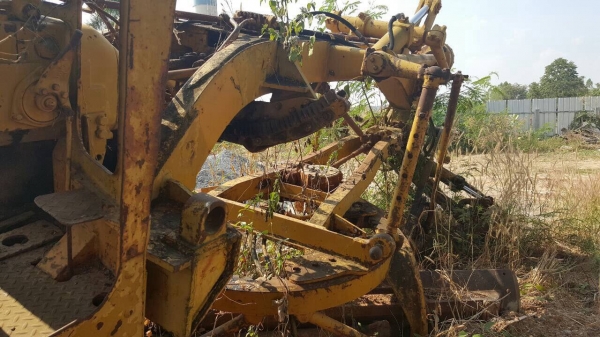 ขายตามสภาพ รถเกรด CAT 12F ขายตามสภาพ รถเกรด CAT 12F