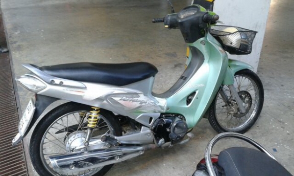 ขายด่วน รถจักรยานยนต์ Honda wave 125 ถูกสุดๆ พร้อมใช้ครับ !