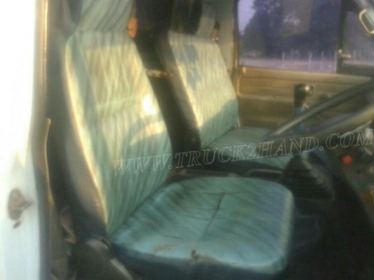 รถบรรทุก ISUZU กระบะพื้นเหล็กคอก ความยาว5เมตร