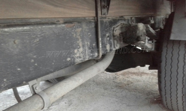 รถบรรทุก ISUZU กระบะพื้นเหล็กคอก ความยาว5เมตร