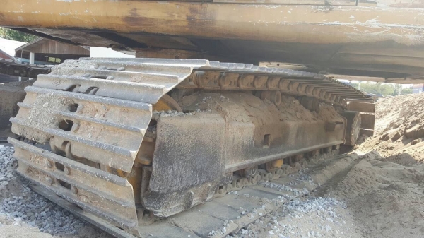 ขายแบคโฮ CAT 320 V.1 ไฟครบ เครื่อง 6BG1 Turbo เอกสารเล่มทะเบียน รถใช้งานอยู่ทุกวัน ราคาต่อรองได้ครับ