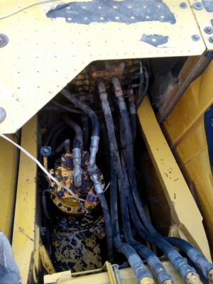 ขายรถแบคโฮ KOMATSU  pc 160-8  รถสวยพร้อมใช้เอกสารพร้อมราคา 1,450,000 090-772-3710 090-772-3708