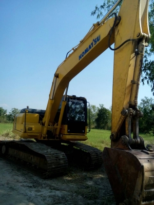 ขายรถแบคโฮ KOMATSU  pc 160-8  รถสวยพร้อมใช้เอกสารพร้อมราคา 1,450,000 090-772-3710 090-772-3708