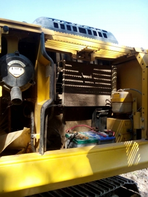 ขายรถแบคโฮ KOMATSU  pc 160-8  รถสวยพร้อมใช้เอกสารพร้อมราคา 1,450,000 090-772-3710 090-772-3708
