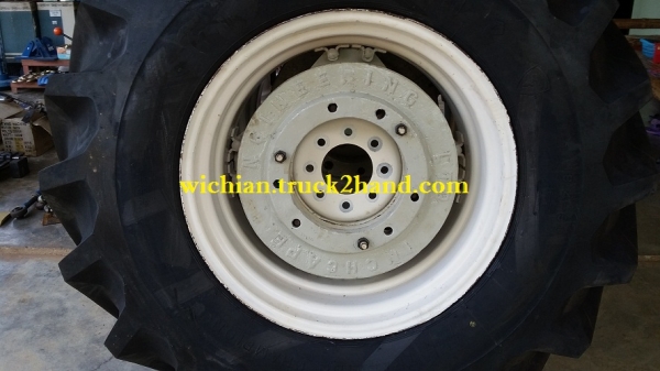 ขายแล้วขอบคุณโก้เจี๊ยบ แก้มอ้นราชบุรี รถไถฟอร์ด 7610 III เทอร์โบ102แรงม้า เครื่องเงียบกิ๊บ สองเพลาคาราโร่ เก่านอกสวยมาก