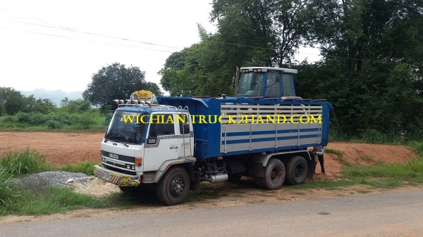 ขายแล้วขอบคุณโก้เจี๊ยบ แก้มอ้นราชบุรี รถไถฟอร์ด 7610 III เทอร์โบ102แรงม้า เครื่องเงียบกิ๊บ สองเพลาคาราโร่ เก่านอกสวยมาก