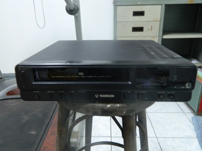 ขาย เครื่องเล่น V.D.O..(VHF) โบราณ