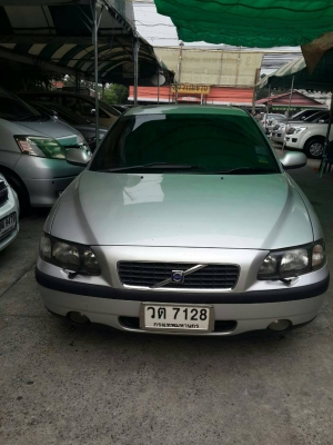 VOLVO s60 2.3t เกียร์ AUTO ปี2002 tel.081-427-3941
