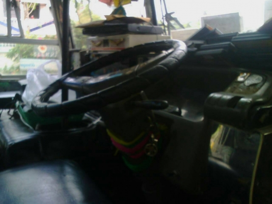 รถบัส ปี 46 เครื่อง 120 แรง ราคา 200,000 บ. รถอยู่สระบุรี