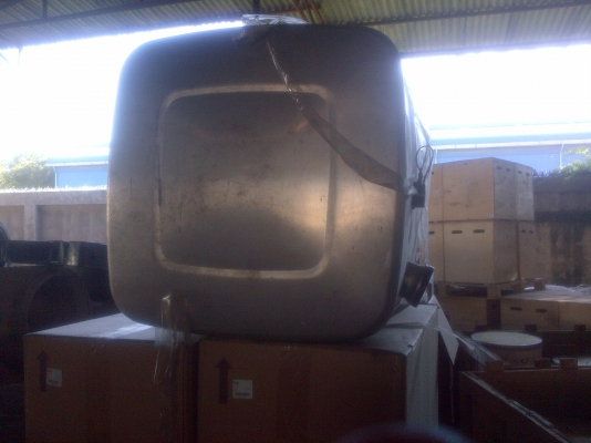 ขายถังน้ำมัน 400  ลิตรราคา  15000  โทร 0906208746