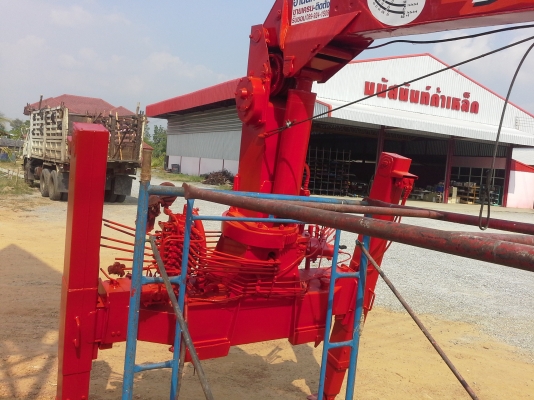 เครน  unic  4.5ตัน ขาเหลี่ยม  ทำสีแล้วคับ   3ชัก4ปอก  ท้องแบนนะคับ