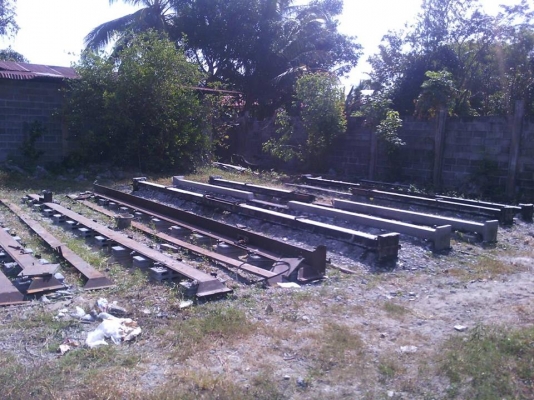 ขออนุญาตลงขายแบบพิมพ์วัสดุมือสอง ท่านใดสนใจเปิดร้านวัสดุก่อสร้างมีแบบพิมพ์เสาบ้าน เสารั้ว ท่อบ่อ พร้อมเครื่องโม่ปูน 1 เครื่อง