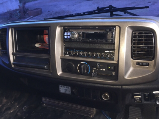 HINO FM 344  หัวราคา 2,200,000 บาท หางราคา 350,000 บาทคะ