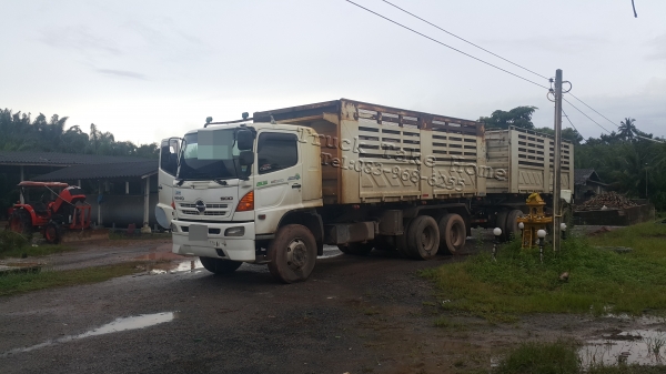 HINO FM 344  หัวราคา 2,200,000 บาท หางราคา 350,000 บาทคะ