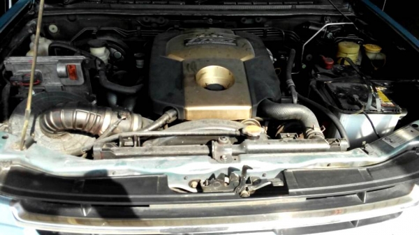 ^^^^^^ 4 ประตู ตัวเตี้ย นะครับคันนี้ ^^^^^^