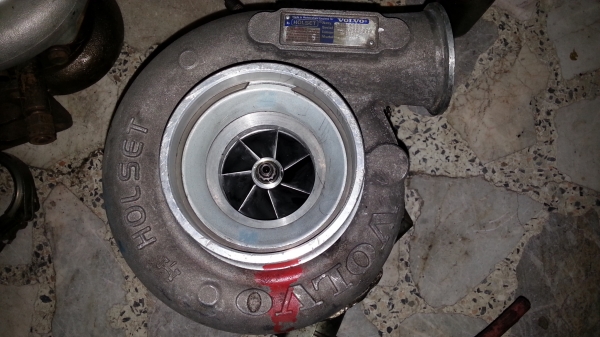 ขายเทอร์โบ volvo hx40 ลูกละ 15,000 เก่าญี่ปุ่น