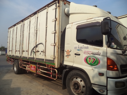 ขาย รถบรรทุกตู้แห้ง 6 ล้อ ฮีโน่ ใช้ก๊าซ CNG