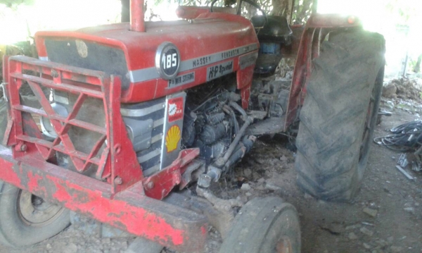 ขาย รถไถ แม็ค ซี่ 185 พวงมาลัยพาวเวอร์ ราคา เบาๆ ขาย รถไถ แม็ค ซี่ 185 พวงมาลัยพาวเวอร์ ราคา เบาๆ