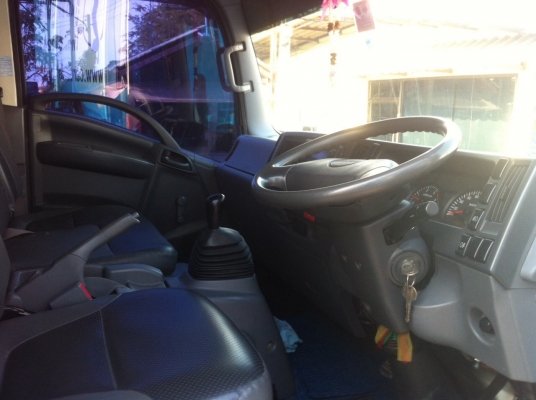 ISUZU NQR ปี52 175แรงม้า ตู้3บาน ยาว5.5เมตร ISUZU NQR ปี52 175แรงม้า ตู้3บาน ยาว5.5เมตร