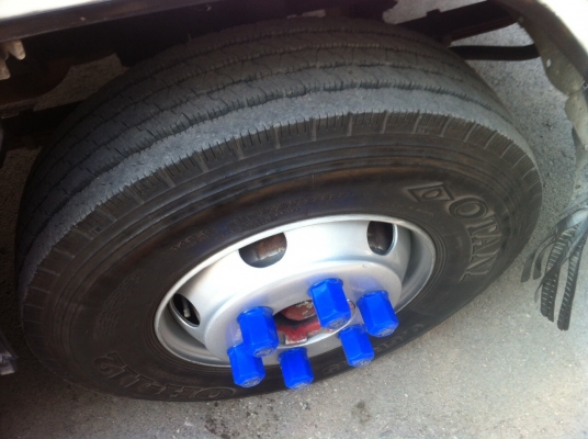 ISUZU NQR ปี52 175แรงม้า ตู้3บาน ยาว5.5เมตร ISUZU NQR ปี52 175แรงม้า ตู้3บาน ยาว5.5เมตร