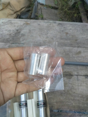 โช๊คหน้า ฟีโน่