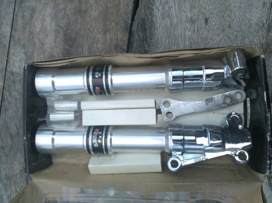 โช๊คหน้า ฟีโน่