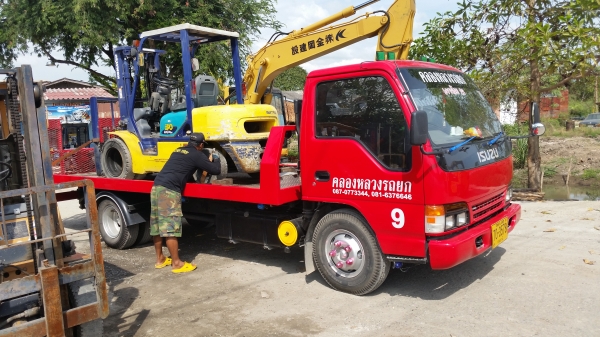 ขายด่วนรถยกKOMATSU FG30-14 ยก3ตันเสาสูง3เมตรงาสไลย์ได้ยางหน้าคู้รถนอกนำเข้ายังไม่เคยใช้งานในเมืองไทยเลย=รุ่นใหม่ขายถูกๆๆ ขายด่วนรถยกKOMATSU FG30-14 ยก3ตันเสาสูง3เมตรงาสไลย์ได้ยางหน้าคู้รถนอกนำเข้ายังไม่เคยใช้งานในเมืองไทยเลย=รุ่นใหม่ขายถูกๆๆ