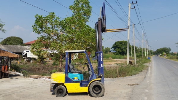 ขายด่วนรถยกKOMATSU FG30-14 ยก3ตันเสาสูง3เมตรงาสไลย์ได้ยางหน้าคู้รถนอกนำเข้ายังไม่เคยใช้งานในเมืองไทยเลย=รุ่นใหม่ขายถูกๆๆ ขายด่วนรถยกKOMATSU FG30-14 ยก3ตันเสาสูง3เมตรงาสไลย์ได้ยางหน้าคู้รถนอกนำเข้ายังไม่เคยใช้งานในเมืองไทยเลย=รุ่นใหม่ขายถูกๆๆ