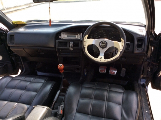 ขายรถ โตโยต้า โคโรล่า AE92 ปี92 เครื่องสามห่วงหัวฉีด 1.6 เกียร์ธรรมดา ติดแก๊สLPG ใช้ได้2ระบบ เพาเวอร์ กระจกไฟฟ้า ภายในสวยเบาะหนังแอร์เย็น ตัวถังสีเงาสวยทั้งคันชุดแต่งรอบคัน รถขับดี พร้อมใช้งาน ภาษี59 ขับกลับได้เลยครับ ขายด่วน