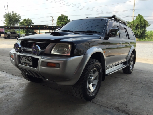 ขาย MITSUBISHI G-WAGON 4WD ขาย MITSUBISHI G-WAGON 4WD