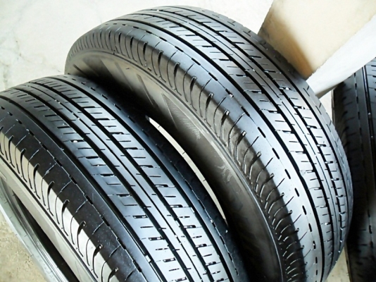 ยางกระบะขอบ15 บริดสโตน205-70-R15ลงพื้นปี15 ยางกระบะขอบ15 บริดสโตน205-70-R15ลงพื้นปี15