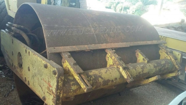 รถบดยี่ห้อ SAKAI ขนาด 12 ตัน สั่นสะเทือนได้สามารถปรับระดับสั่นได้ครับ รถบดยี่ห้อ SAKAI ขนาด 12 ตัน สั่นสะเทือนได้สามารถปรับระดับสั่นได้ครับ