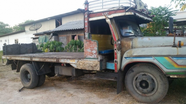 รถหกล้อหัวยาว เครื่อง EH700 ช่วงล่าง HINO ZM  เครื่อวดีคันชีสวย ทะเบียน ม.79 เอกสารพร้อมโอน