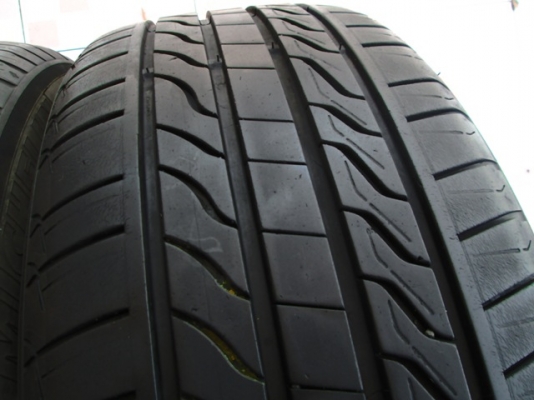 ขายยาง MICHELIN LC 215-55-17 ปี3313 สวยๆ (1ชุด) 4,200.-