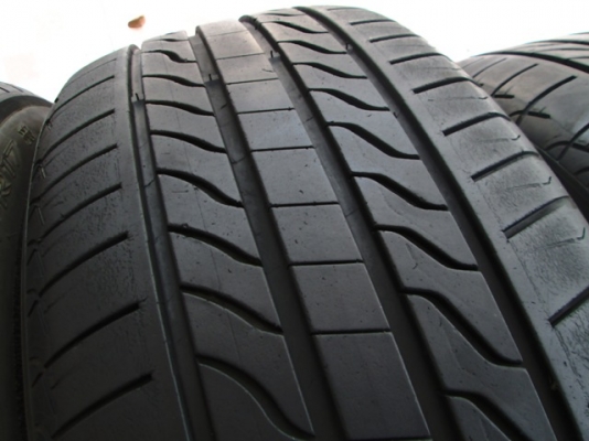 ขายยาง MICHELIN LC 215-55-17 ปี3313 สวยๆ (1ชุด) 4,200.-