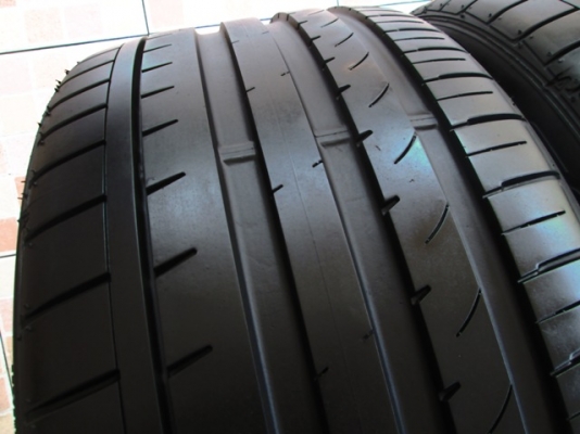 ขายยาง FALKEN AZENIS (JAPAN) 255-35-18 ปี14 สวยจัด (1คู่)