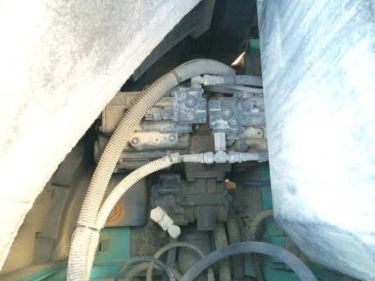 ถึงไทยแล้ว SK135SR-1ES SN: YY04-09399 ปี 2006 ใบแทร็ค 70 นำเข้าจากญี่ปุ่น