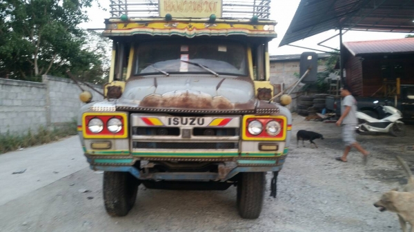 รถหกล้อหัวยาว isuzu เครื่อง 6BF1 185 แรง ช่วงล่าง ฟูโซ่ ทะเบียน ม.79 เครื่องดี คันชีสวยจัด เอกสารพร้อมโอน รถหกล้อหัวยาว isuzu เครื่อง 6BF1 185 แรง ช่วงล่าง ฟูโซ่ ทะเบียน ม.79 เครื่องดี คันชีสวยจัด เอกสารพร้อมโอน