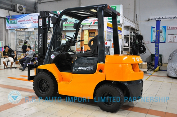 ขายรถโฟล์คลิฟท์มือสอง TOYOTA รุ่น 7FD25-22249 ราคา 395,000 บาท นำเข้าจากประเทศญี่ปุ่น 100\% ไม่เคยใช้งานในไทย