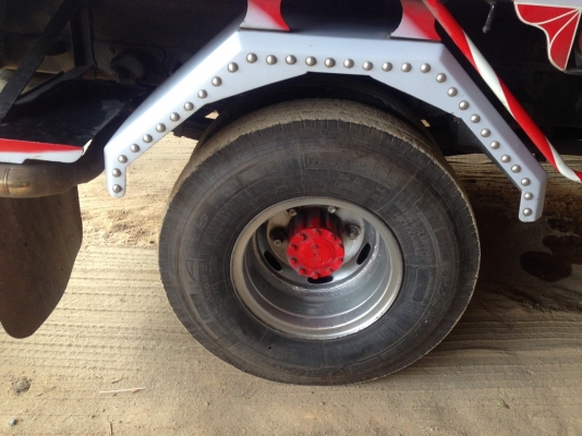 รถฮีโน่ 6 ล้อดั้ม FC4J  145 แรงม้า. ปี 41.   สนใจติดต่อ  081 - 6079515