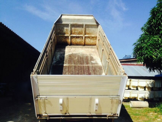 รถฮีโน่ 6 ล้อดั้ม FC4J  145 แรงม้า. ปี 41.   สนใจติดต่อ  081 - 6079515