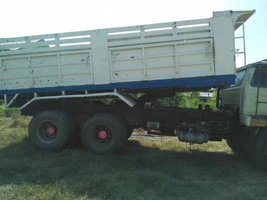 สิบล้อ ฮีโน่ KT725 HO7C185 pawer สโลส 2เพา สภาพดีสวยคู่เดิมทั้งคันทะเบียนพร้อมโอน  ด่วนๆ