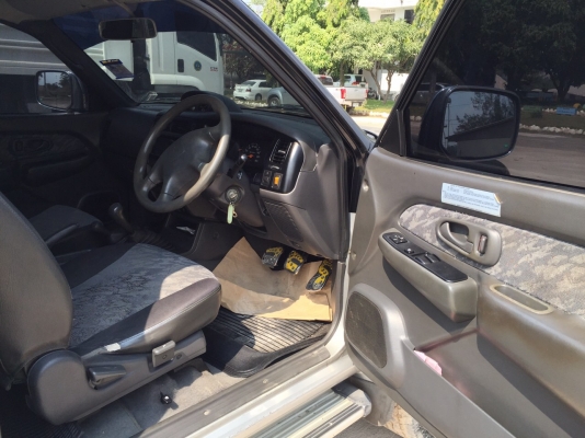 ขายมิตซู สตราด้า โฟร์วิน 2800 มี ABS  AIRBAG  สภาพเดิมๆ รถออกห้างมือดียว ตั้งแต่ป้ายแดง ปี 44